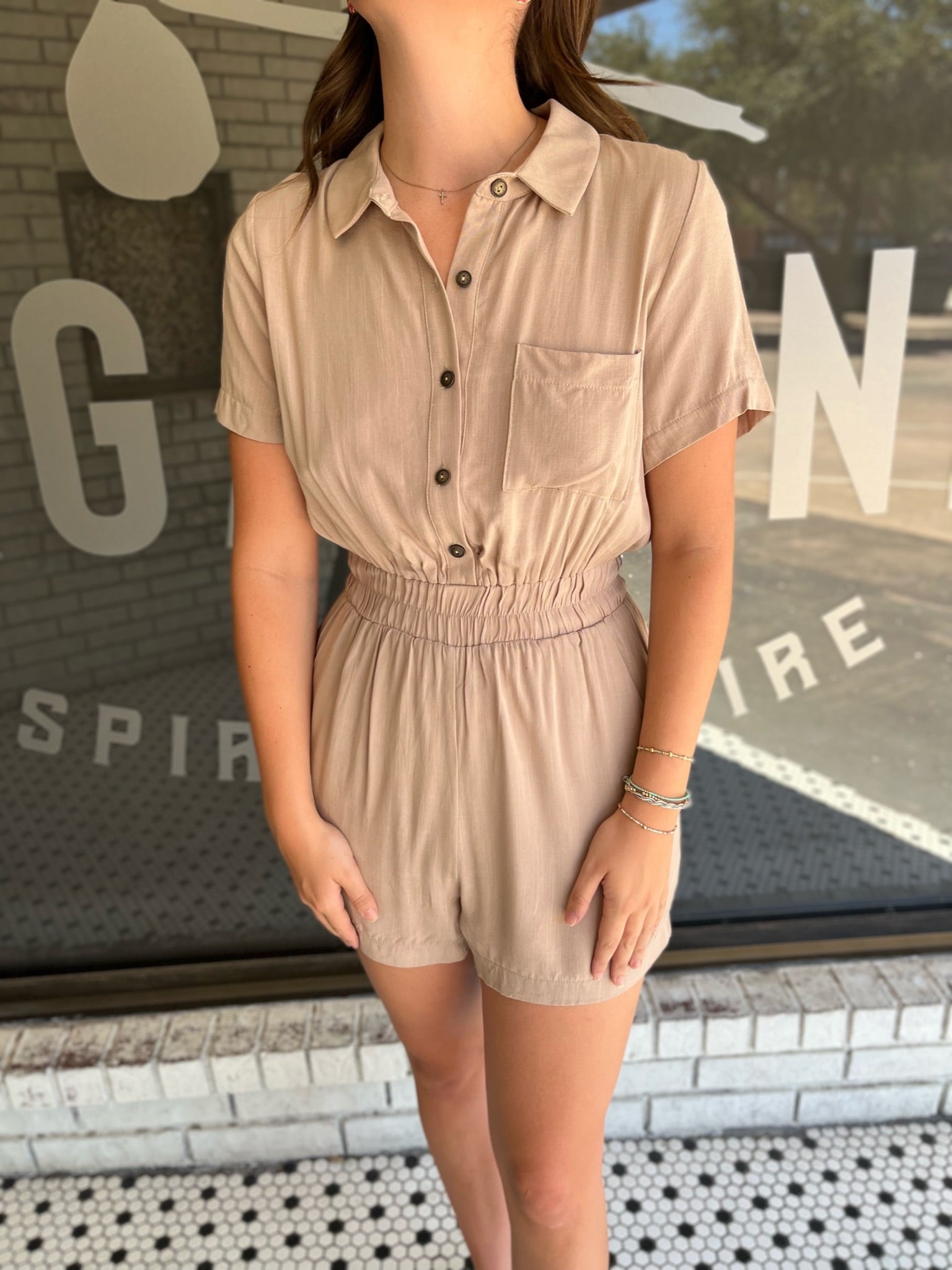 SOLID SHORT SLEEVE ROMPER - TAUPE