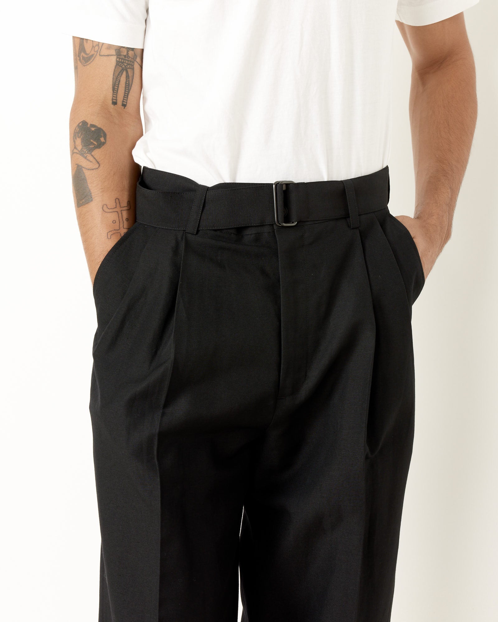 St. 806 Pant in Black