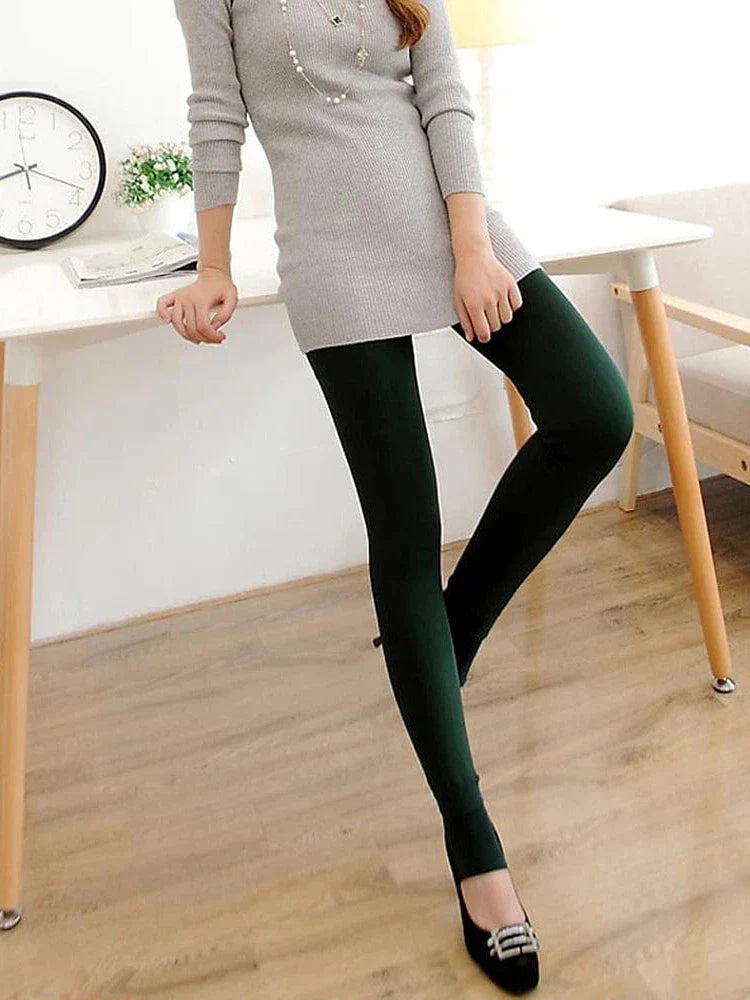 Ultra-Warm Fleece Lined Leggings for Women in Black and Wine